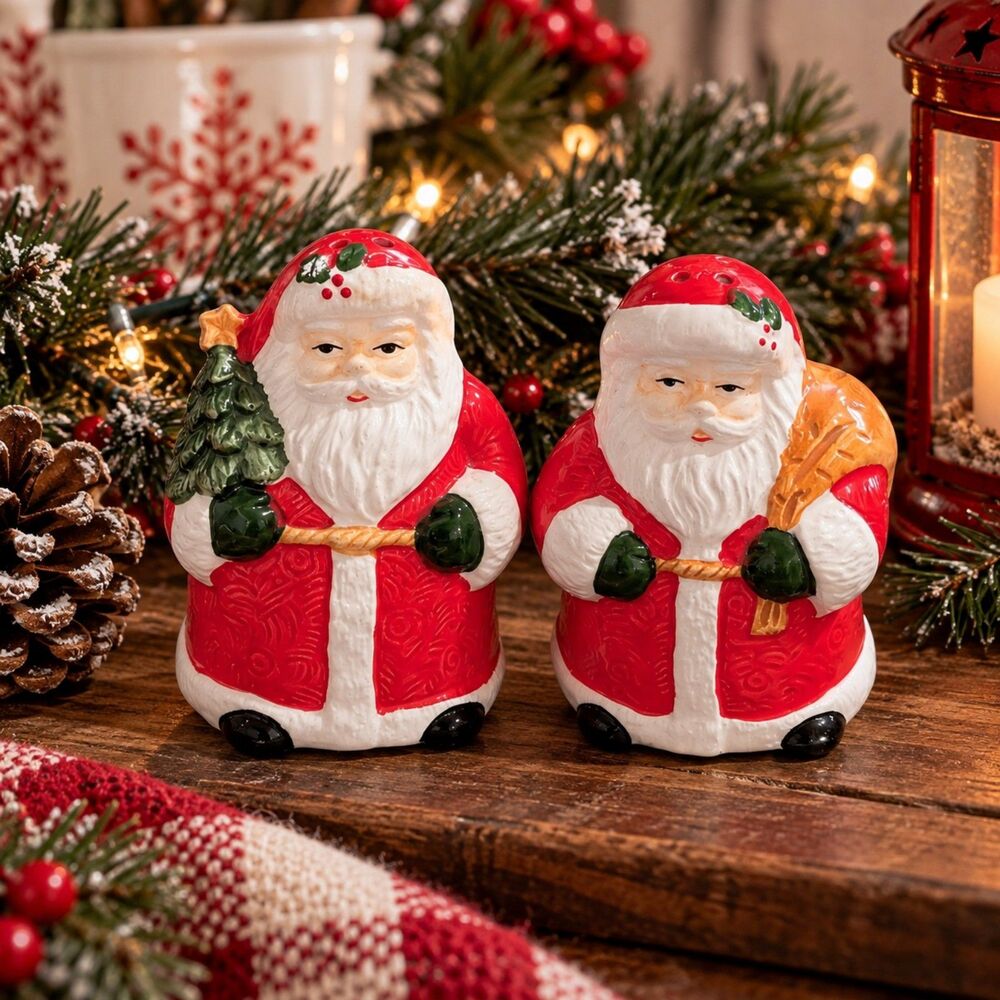 Vintage Santa Claus Salt Pepper Shakers Christmas Ceramic Holiday Figurines 3.5”